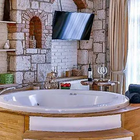 كومبالي كوناك فندق 4*